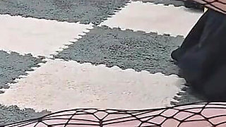 Pantyhose Amazon Girl Headscissors Round 2