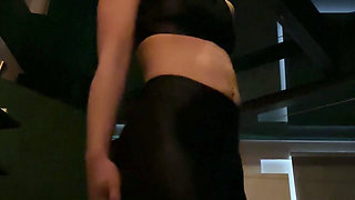 Sporty Striptease