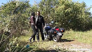 Day Light In Very Cute Teen 18+ Gets Fucked Hard In Public Place