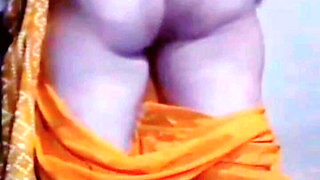 Look at My Hot Youth, My Pussy, the Water Is Dripping Inside the Pussy, My Shave Is Getting Wet