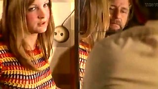 Deutsche Hahnrei-Frau teilt Dreier