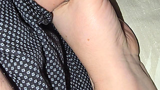 Pizza step son getting a handjob from step mom hand