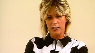 Amateur Blonde Babe Showing Her Perfect Body on Camera