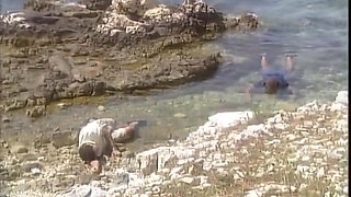 Crazy dirty sex in a wild beach