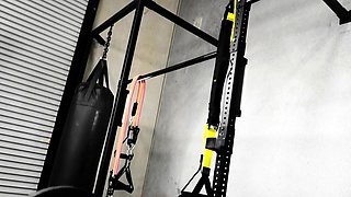 Musculed stud analfucking his lover