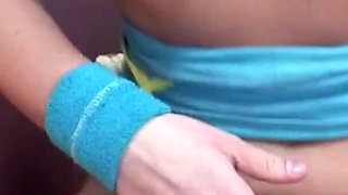 I Hunt My Cunt-Young college student wanks her pussy till orgasm