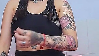 Qween Farting - the Treatment a Fart Sniffer Deserves Full HD