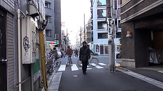 Coed Girl Mai Kawasumi Gets Her Pussy Fucked