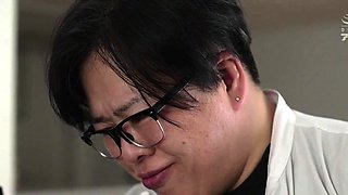 Hot Massage For This Japanese Australian Babe