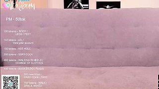 Tranny Masturbating By Stroking Big Cock