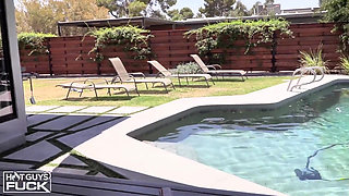 Lucky Mf Takes 2 Big Titty Hoes to the Crib. Fucks.