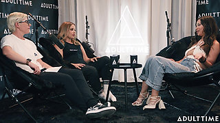 Scarlett Alexis & Anna Claire Clouds Pen*s Fingers & Mile High Club the Adult Time Podcast