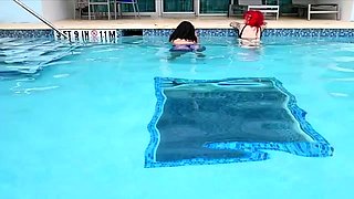 Ginger Rae xoxo - Ignored By A Pool In Miami - Ignore and