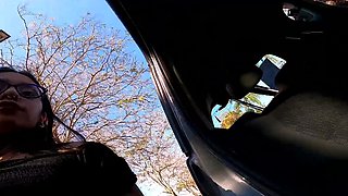 Hot Adventure: Girl Changes Clothes in the Car, Seduces and