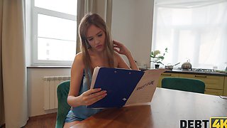 Two cute teens Novella Night and Andrew Marshall in a steamy threesome