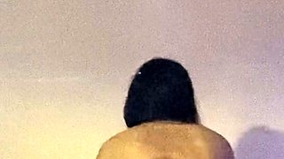 Nice ass brunette masturbates and fuck dildo on webcam