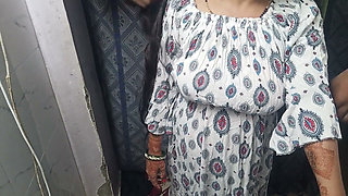 Big Boobs Lactating Indian Wife Fucked Full Hard Sex in Doggystyle