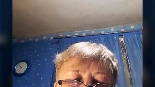 BBW grandma dildo play