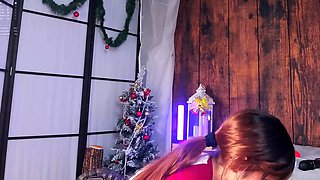 Asian amateur with white stockings toy fucking her clit