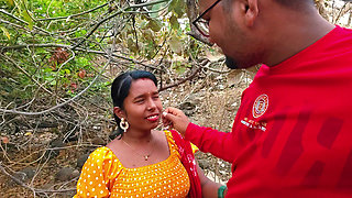 Desi bhabhi beautiful boobs - Aaj mere ko lekar me jangle me aa gaya bathroom ke bahane sex - Desi village dehati bhabhi hot blo