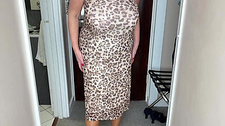 Vgq20 Aunty Sandra Layered and Stripping