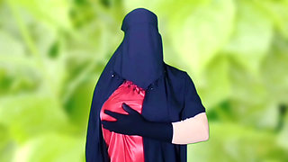 Bangladeshi beautiful woman wearing burqa masturbating sex and dirty talk