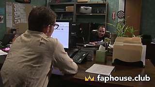 Sexpot Secretary Busts her Over-Endowed Boss in Lewd