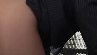 My Female Boss Tempts Me by Spreading Her Legs in No-panty Pantyhose! 1
