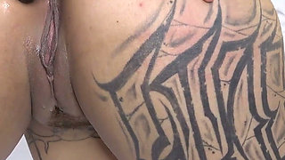 18 Yo Teen Sis Shares Bed, Rims Ass and Fucks Hard