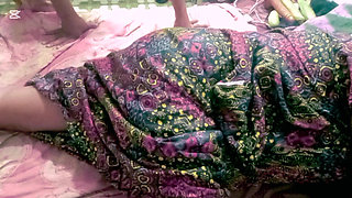 Step sone fuck  her younger  and sexy stepmom on her bead