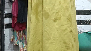 Priya Bhabi Sunday Enjoy Bath Video