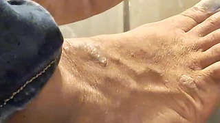 Yolanda Says She Sucks at This Lol