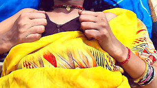 My big step sister was angry, we shared single bed, full Hindi Audio