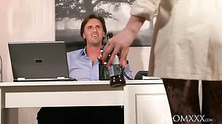 Victoria's female friendly porn