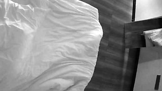 Horny fat arab housewife fingered on amateur hidden cam