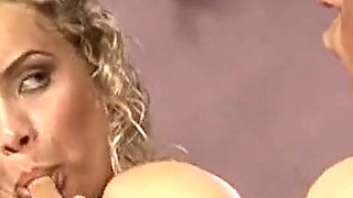 Fottiamoci kinky MILF
