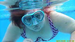 Som Under Water Fun with You Sexy Big Beauty Nurse Vicki