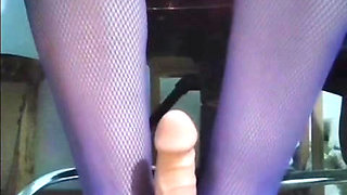 MATURE TURKISH WOMAN IN STOCKINGS