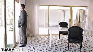 Femme fatale Mick Blue and Kenzie Reeves's blowjob scene