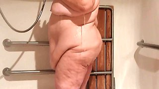 BBW Milks Messy Play Before Shower Soak and Cleanup