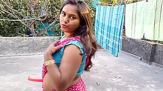 Outdor video.I met a girl in an auto and took her home to work at a beauty parlor and fucked her.