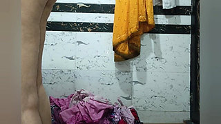 Priya Bhabi Pusssy in Side Finger Hot Video
