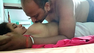 Bhabhi's Pussy Pierced with Finger