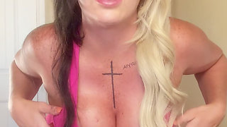 After Gym Goddess Sweaty Worship Session