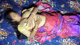 Real Bangali Boudi Cheating Her Husband Fucking With Devor