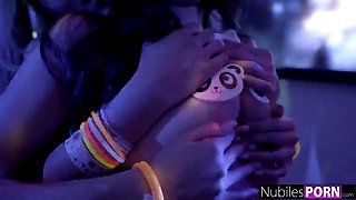 Hot Party Sluts Have Threesome With Stranger! S12:E10