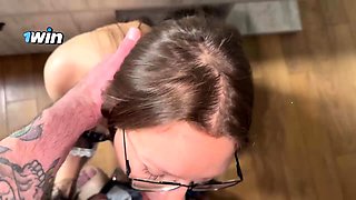 My super-fucking-hot stepmom lets me bang her butt if