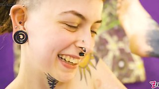Dreadlocks Tattooed Cynthia Devours Leo\u2019s Pussy & Ass - Magic Wand, Deep Anal Toy