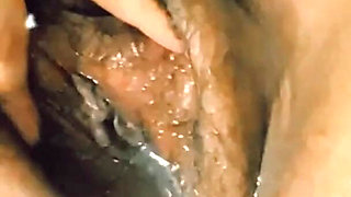 Wildenglishbbw playing with my hairy fat pussy in bath