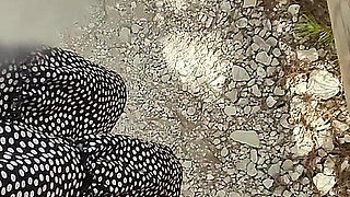 French MILF Blowjob Amateur on Nude Beach Public in Greece to Stranger with Cumshot - Misscreamy